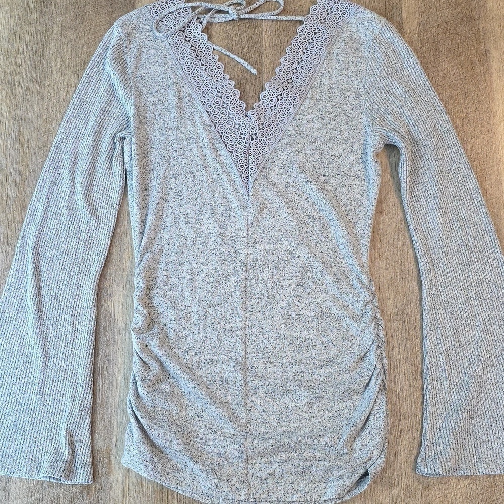 A. Byer Light Gray Lace Back Detail Top. Size M - Picture 4 of 7